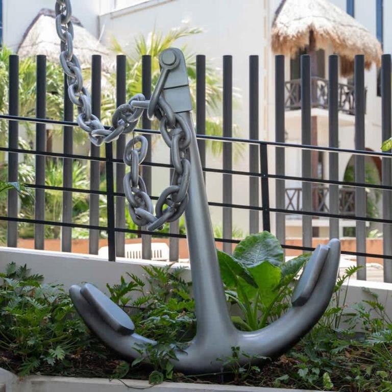 The Boat Relax & Fun Steps from the sea & 5th Ave - Studio - 31
