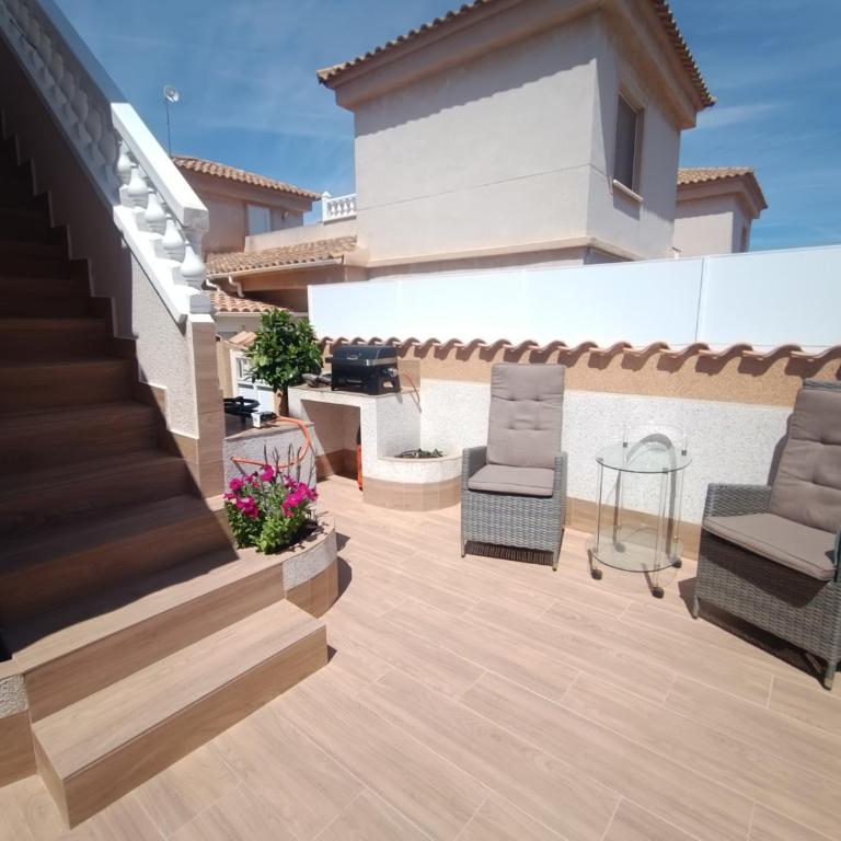 Charming Quadro-Pool-Roof Terrace-Los Altos-Torrevieja PMT04 - Three-Bedroom Apartment - 3