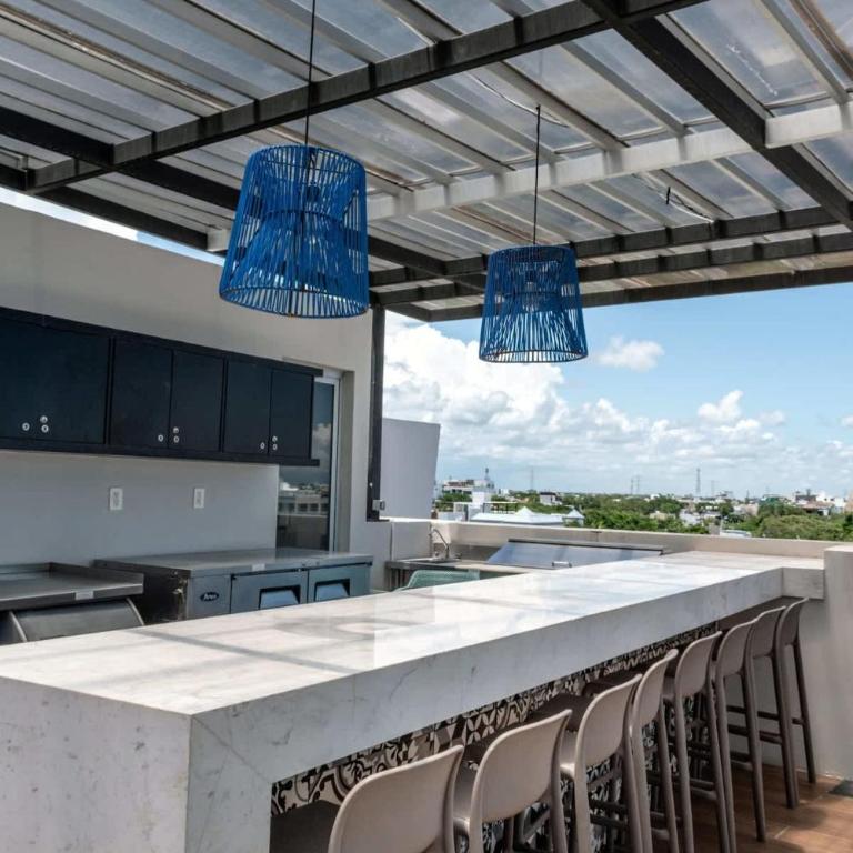 Luxury Condo 150MB 2 Bedroom Cine Gym Pool - Apartment - 2