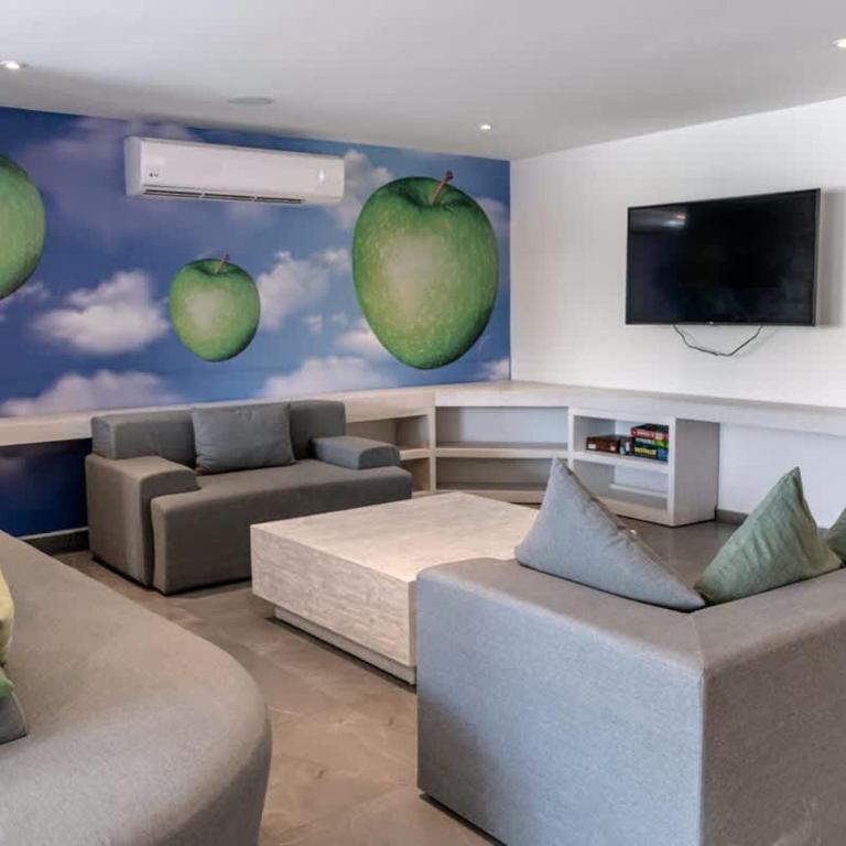 Luxury Condo 150MB 2 Bedroom Cine Gym Pool - Apartment - 25