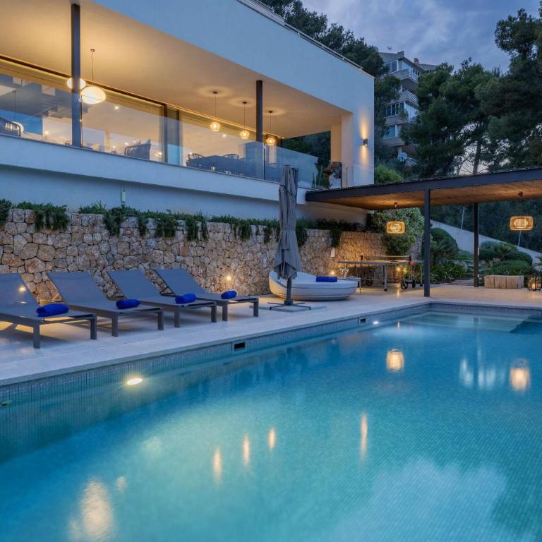 Villa Marvelo - Five-Bedroom Villa - 30