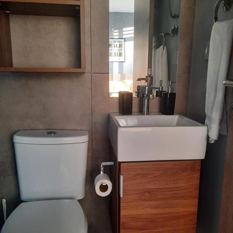 Hermoso studio 520 Nomad by Smart Studio Av San Martin Zona Equipetrol - Apartamento de 1 dormitorio - 12