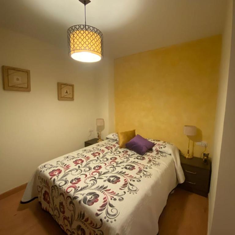 Las Flores - Three-Bedroom Apartment - 7