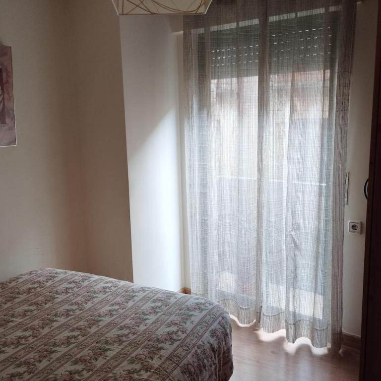 Las Flores - Three-Bedroom Apartment - 11