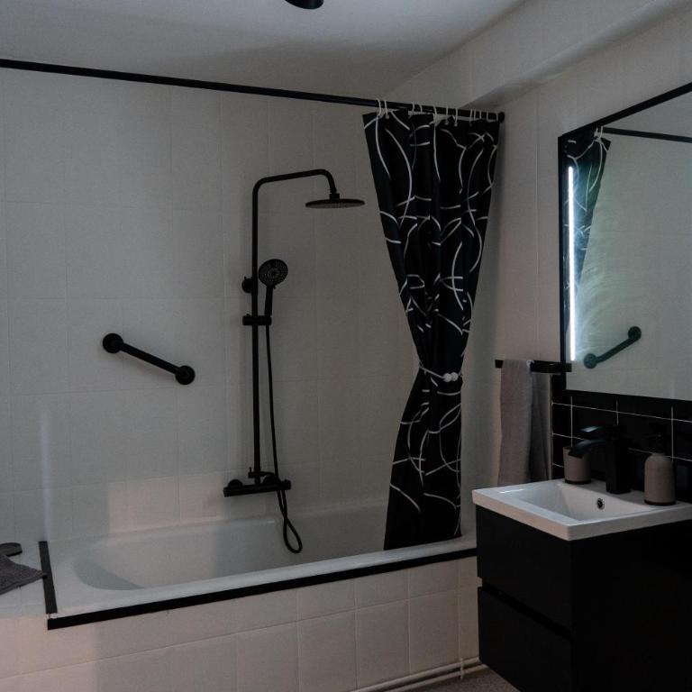 Moderno Piso Toledano - Apartamento de 2 dormitorios - 21