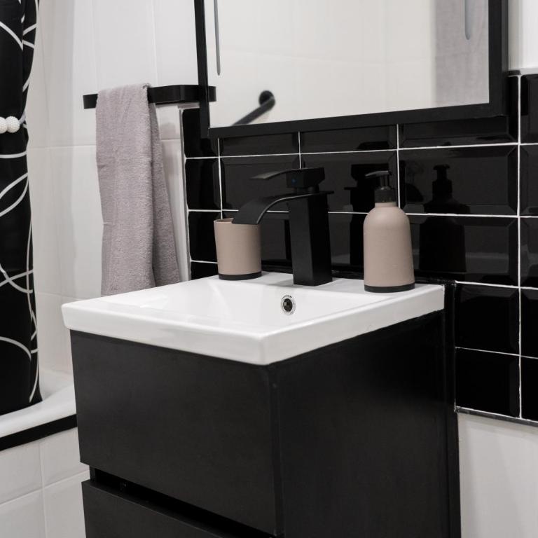 Moderno Piso Toledano - Apartamento de 2 dormitorios - 50