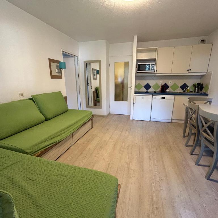 Appartement au coeur du Domaine - Apartment with Garden View - 7