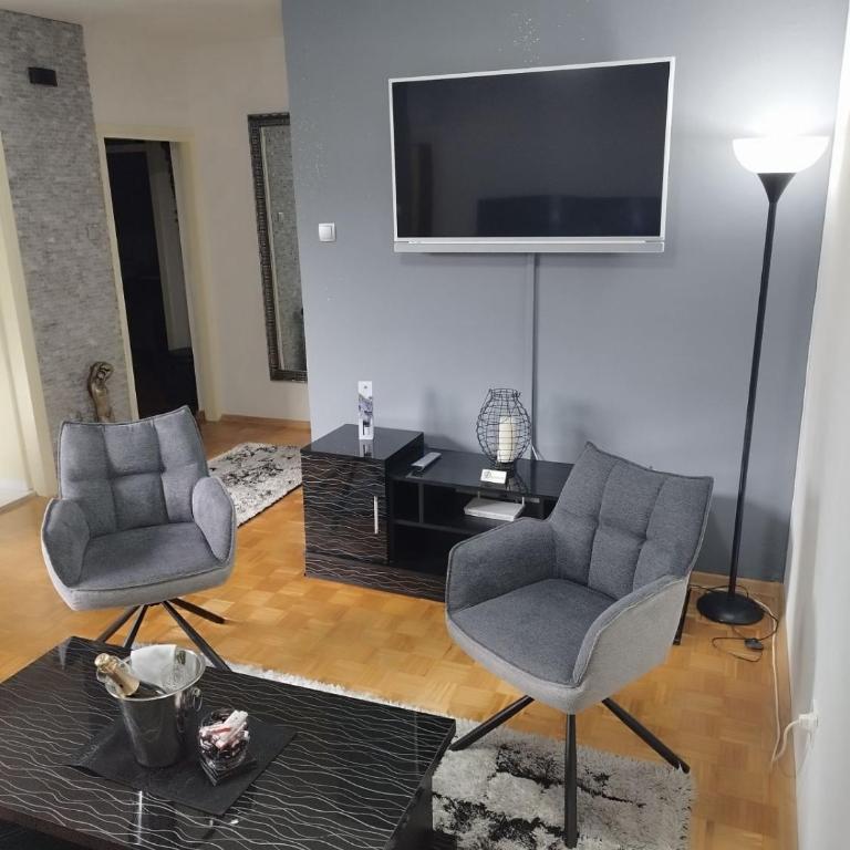 Lena Exclusive - Two-Bedroom Apartment - 7
