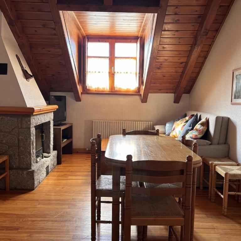 BPirineos-Senarta - Apartamento de 3 dormitorios - 1