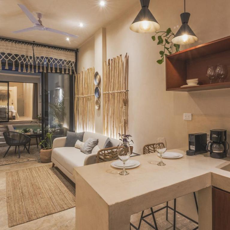 Casa Esperanza 2BR Downtown and Pool - One-Bedroom House - 18