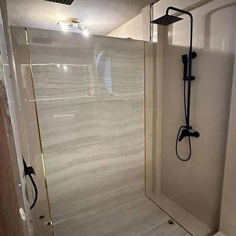 Torre Leloir - One-Bedroom Apartment - 49