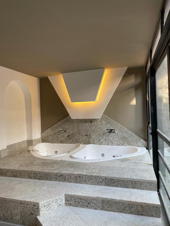 Torre Leloir - One-Bedroom Apartment - 47