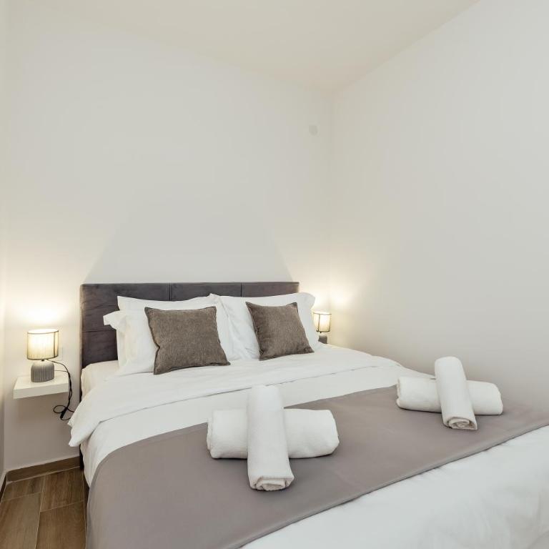 Apartments Ivo Herceg Novi - One-Bedroom Apartment - 5