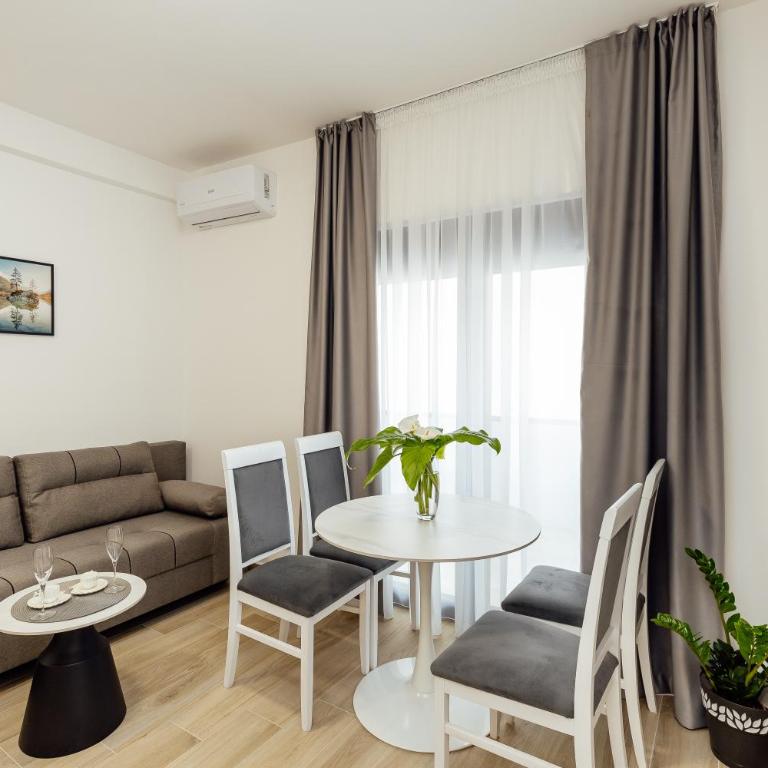 Apartments Ivo Herceg Novi - One-Bedroom Apartment - 6