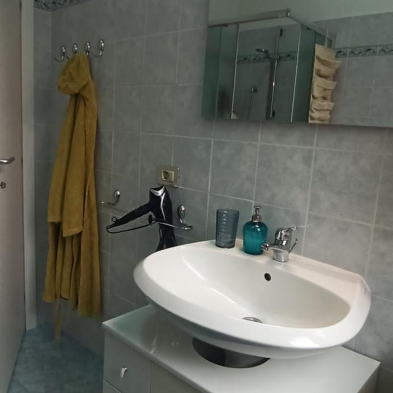 Casa GIAN - Appartamento con 2 Camere da Letto e Vista Giardino - 19