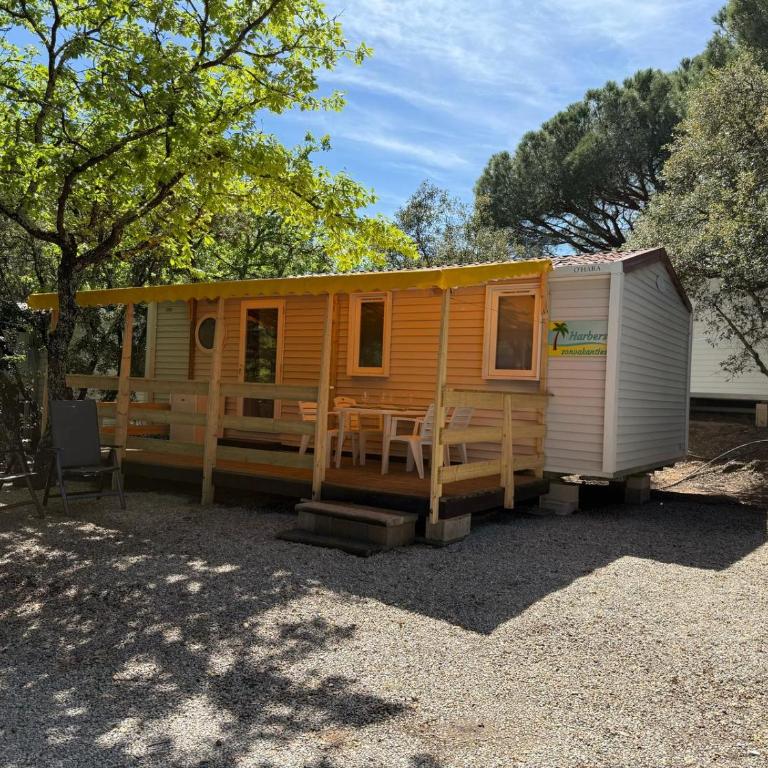 Harbers zonvakanties chalets met airco camping Leï Suves Roquebrune sur Argens - Chalet 3 Chambres - 1