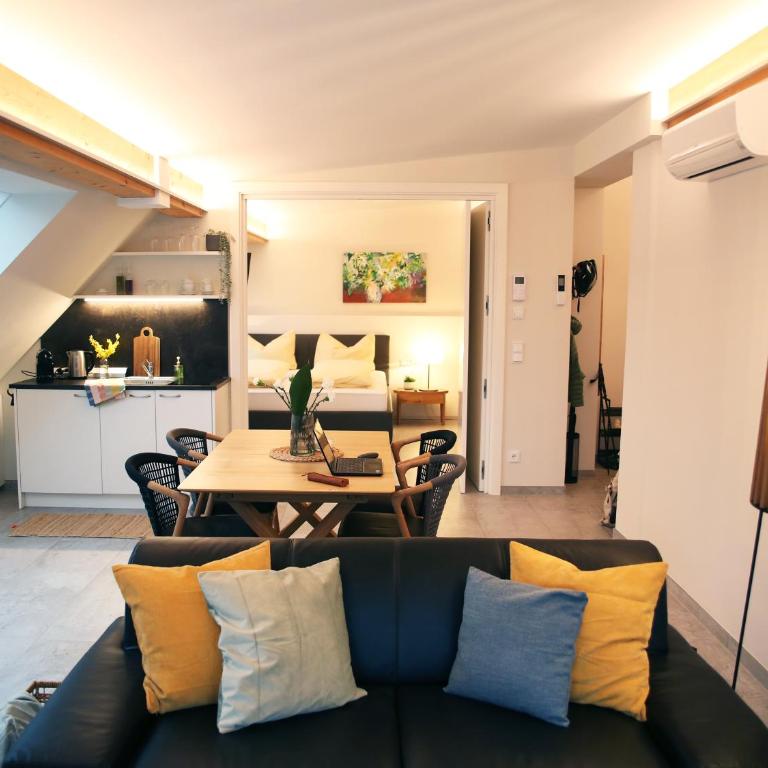 SEE & THE CITY apartments - One-Bedroom Apartment with Terrace - 7