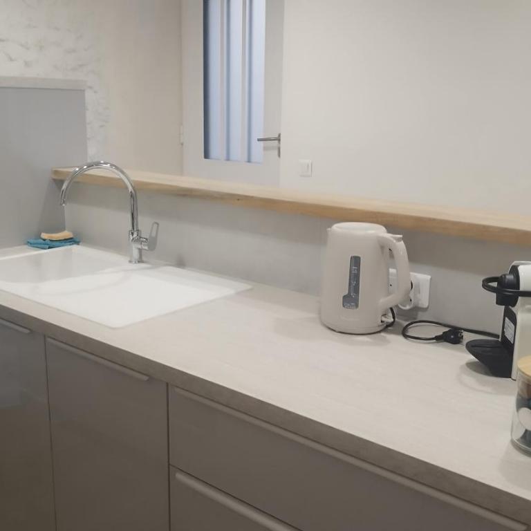 Charmant appartement au coeur du village avec vue mer - Appartement 1 Chambre - 15