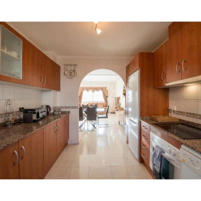 Ciudad Quesada Stunning Heated Pool Private Luxury Villa with Spa Sleeps 14 - Villa - 16
