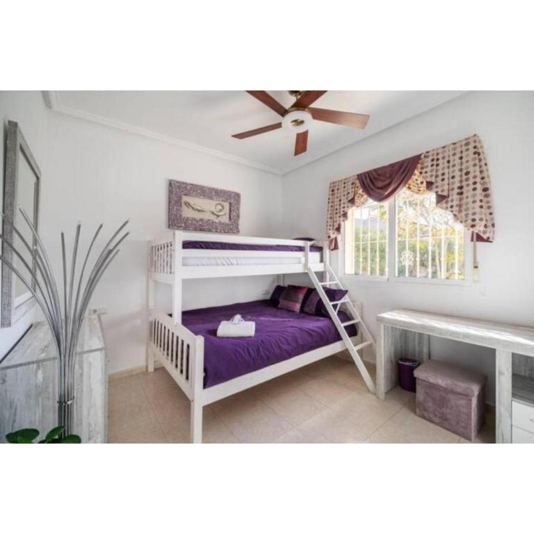 Ciudad Quesada Stunning Heated Pool Private Luxury Villa with Spa Sleeps 14 - Villa - 88