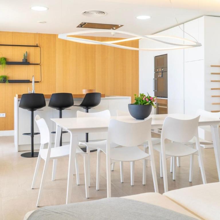 Modern 3-Bedroom Luxury Apartment with Panoramic Sea Views The Edge, Estepona - Apartamento - 10