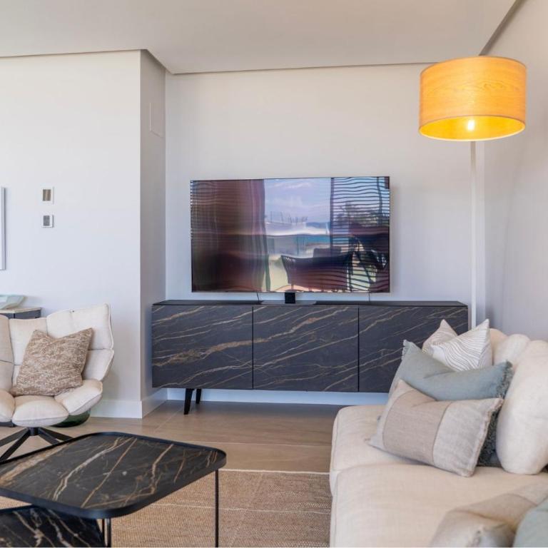Modern 3-Bedroom Luxury Apartment with Panoramic Sea Views The Edge, Estepona - Apartamento - 8