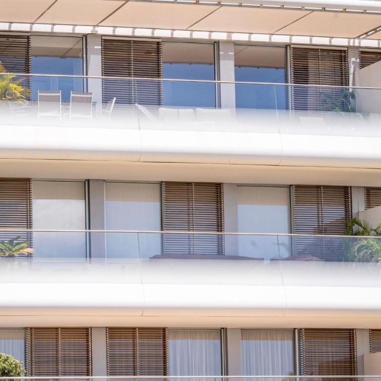 Modern 3-Bedroom Luxury Apartment with Panoramic Sea Views The Edge, Estepona - Apartamento - 48