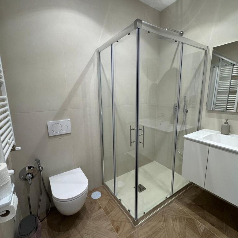 Re&x Home Rome Near Coloseum - Suite Appartamento con 3 Camere da Letto - 3