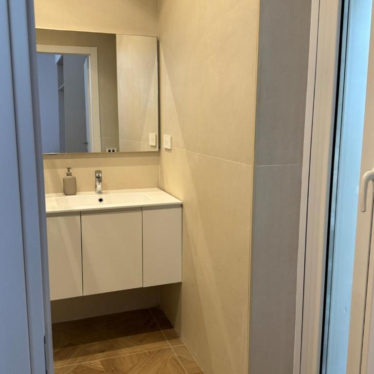 Re&x Home Rome Near Coloseum - Suite Appartamento con 3 Camere da Letto - 11