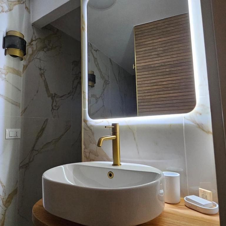 Binario 5, a due passi da Porta Nuova e dal centro - Appartamento con 1 Camera da Letto - 8