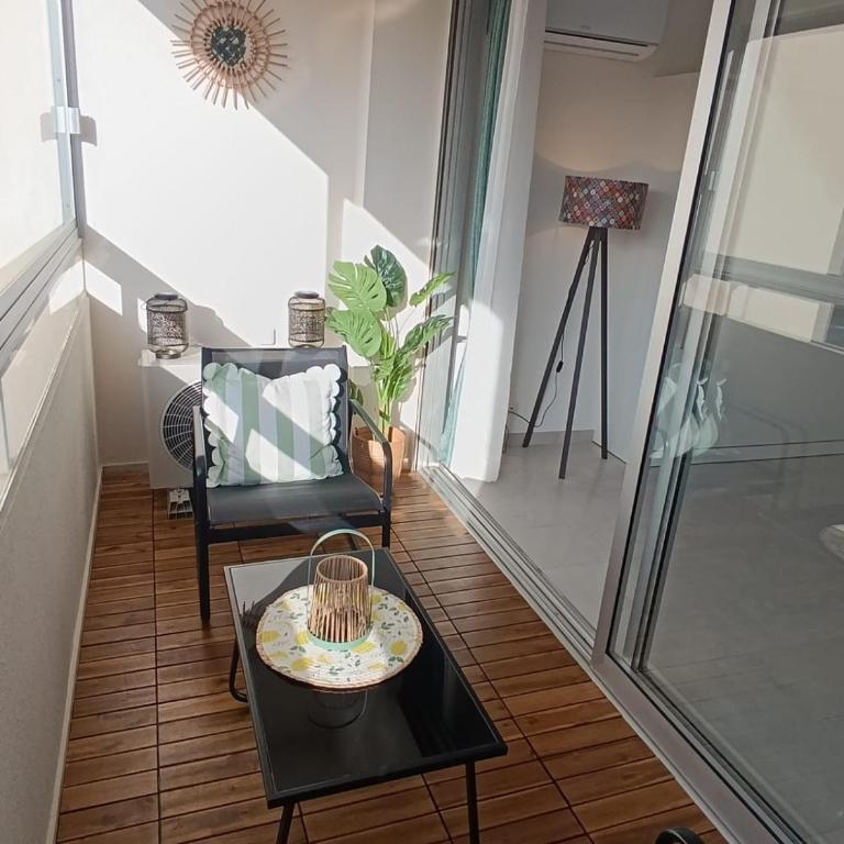 Studio avec terrasse dans résidence en face de la mer et Parking privatif- CANNES MIDI - Appartement 1 Chambre - 12