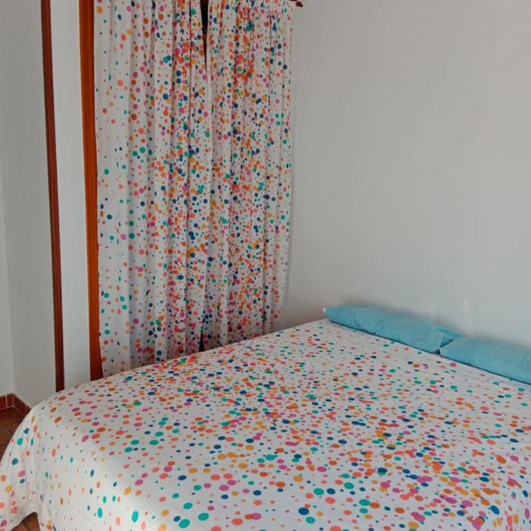 Apartamento a 1500 m andando del recinto del SANSAN, FIB o ROTOTOM - Three-Bedroom Apartment - 2