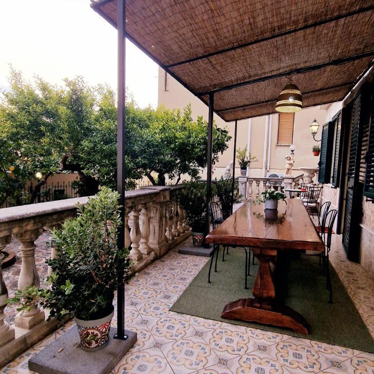 Donna Rosa - Your Home in Taormina - One-Bedroom Apartment with Garden - 6