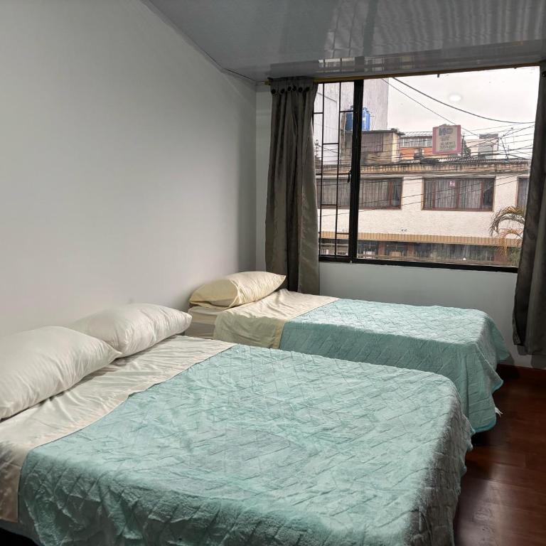 Kuyay Yachi Hostel - Triple Room with Private Bathroom - 26