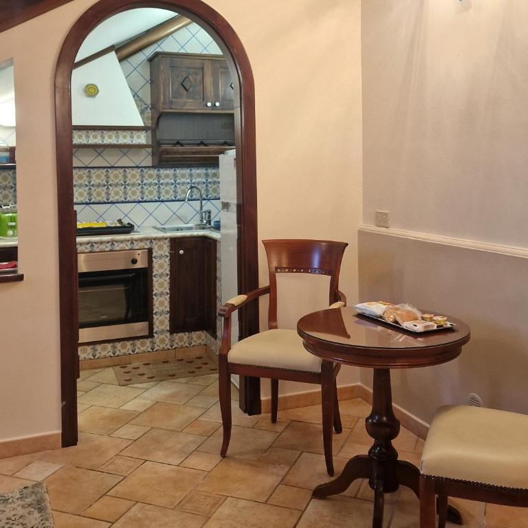 Donna Rosa - Your Home in Taormina - One-Bedroom Apartment with Garden - 19