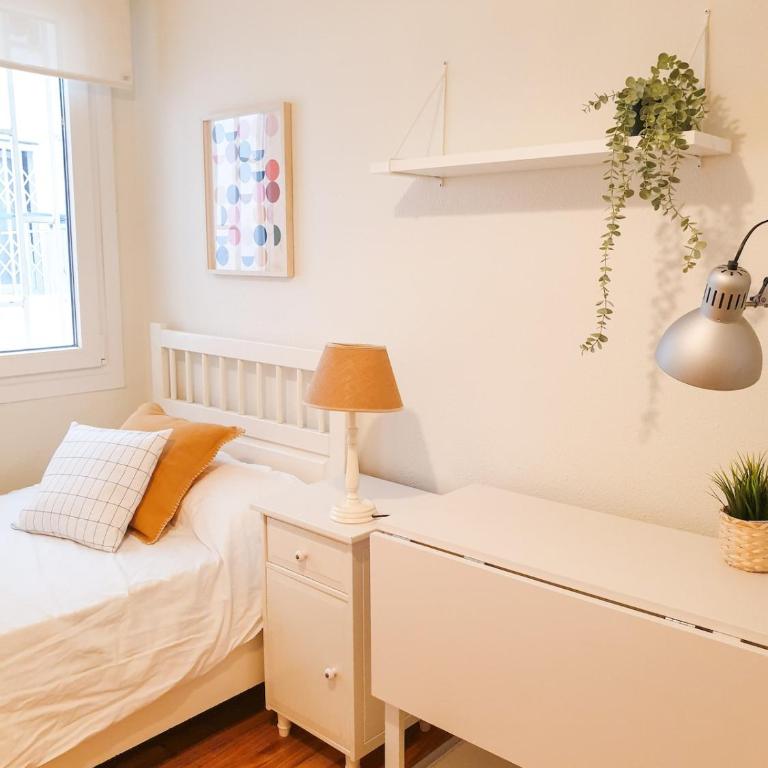 Maria Diaz de Haro City Center - Four-Bedroom Apartment - 7
