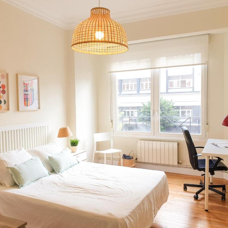 Maria Diaz de Haro City Center - Four-Bedroom Apartment - 24