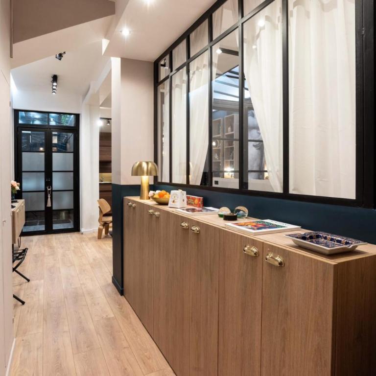 Charming artist studio in Le Marais - One-Bedroom Apartment - 4