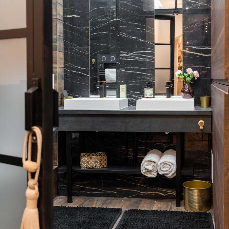 Charming artist studio in Le Marais - One-Bedroom Apartment - 46