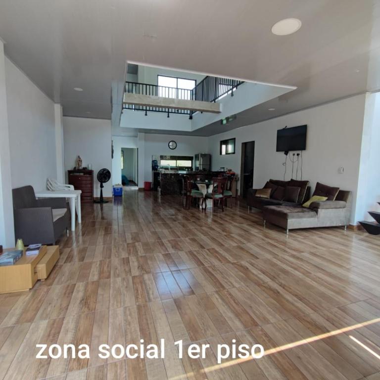 Casa Nueva en Condominio - Villa - 10
