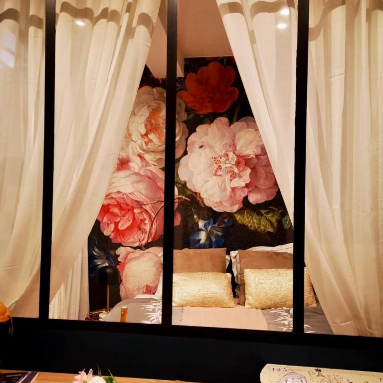 Charming artist studio in Le Marais - One-Bedroom Apartment - 25