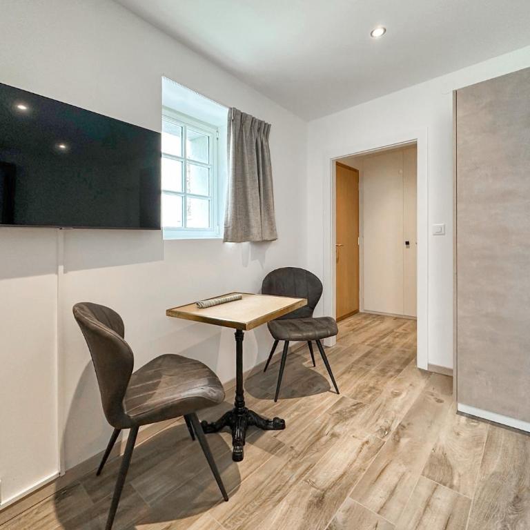 Sion Citadel Stay - Swiss Alps - Studio - 6