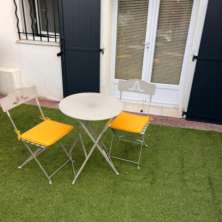 Chambre avec terrasse - Habitación Doble con terraza - 1