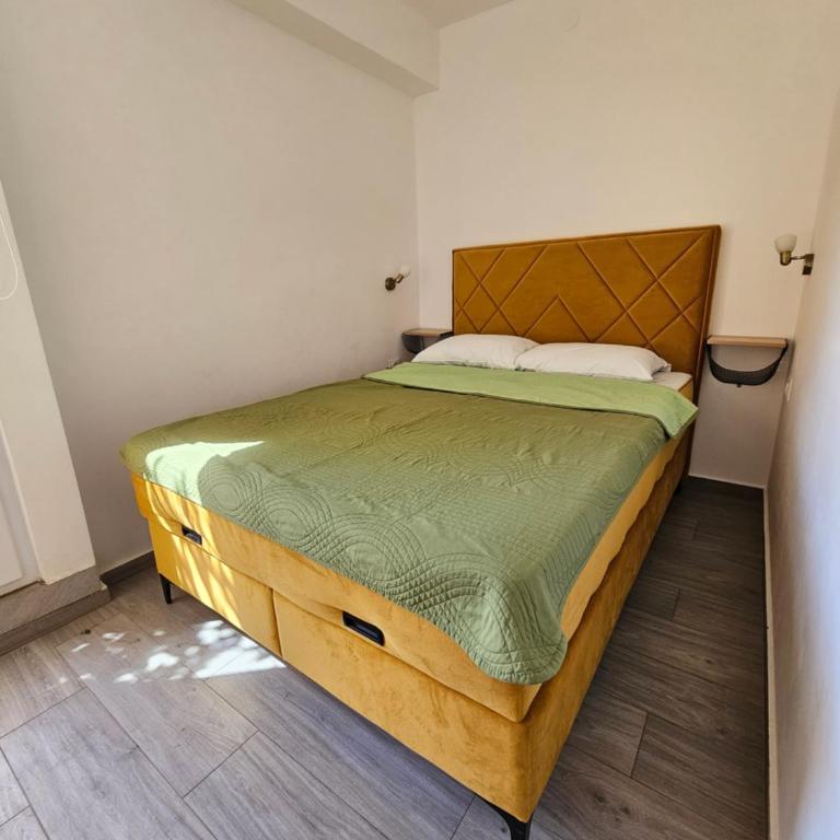 Apartments Danica - One-Bedroom Standard Apartment - 7