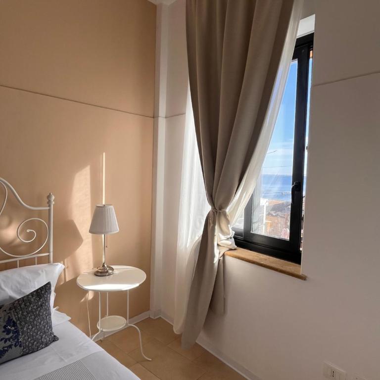 Regina Margherita B&B - King Studio with Sofa Bed - 10