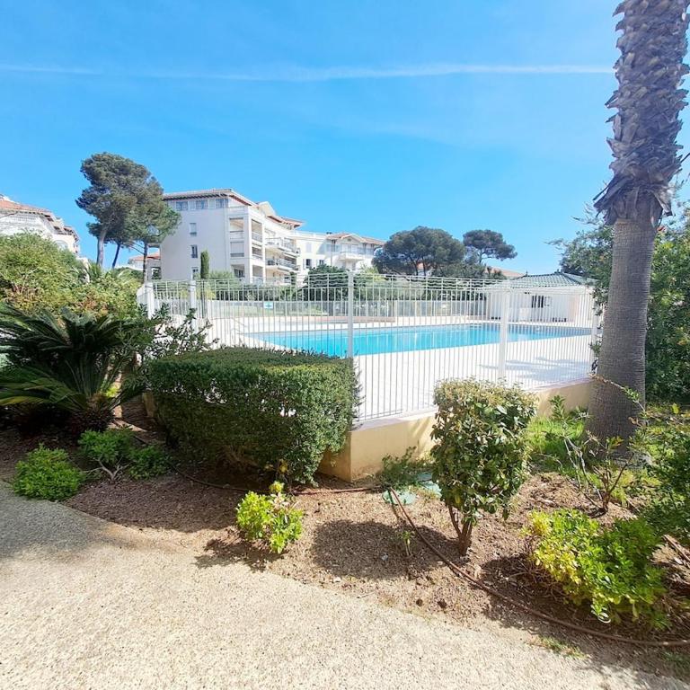 Grand T3 avec Terrasse et Jardin - Apartamento de 2 dormitorios - 7
