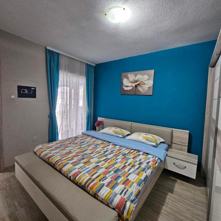 Sun Rays - Three-Bedroom Apartment - 47
