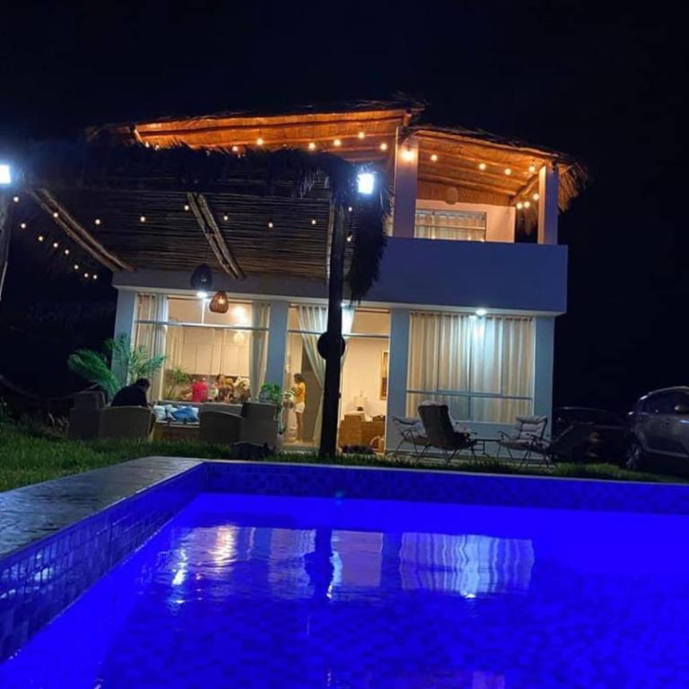 Dolphin beach house - Five-Bedroom House - 13