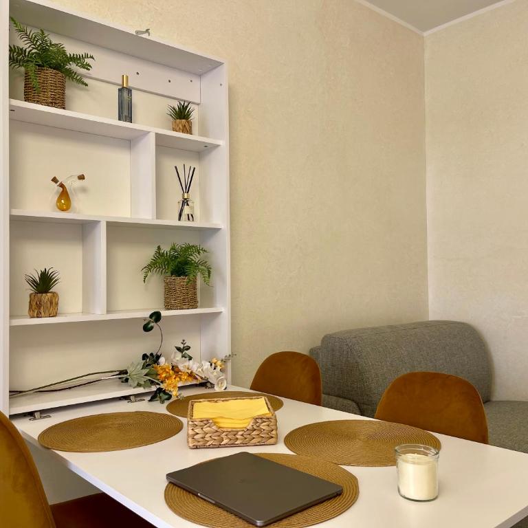 Stellar Stays - Suite King con Balcone - 11