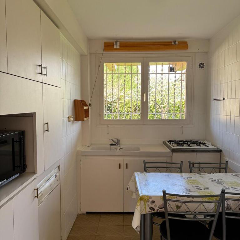 Appartement Luisa , à 10 minutes des plages - Appartement 2 Chambres - 12
